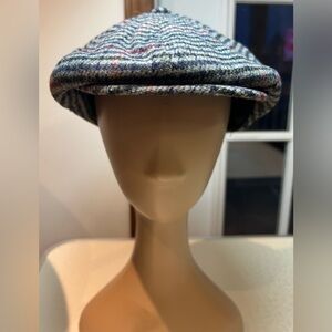 SCOTTISH LION | men’s Harris Tweed Shelby flat cap hat.